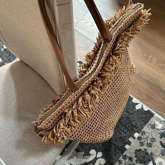 Straw Raffia Tote Bag - Picture 3 of 4